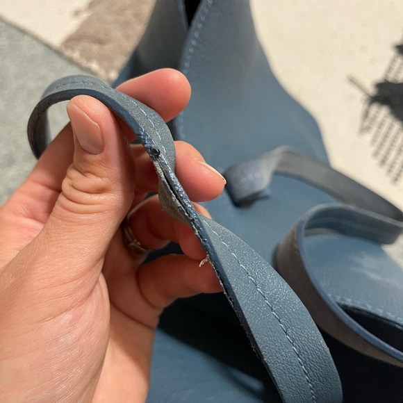 •Mark and Graham• Blue Tote - Picture 6 of 10